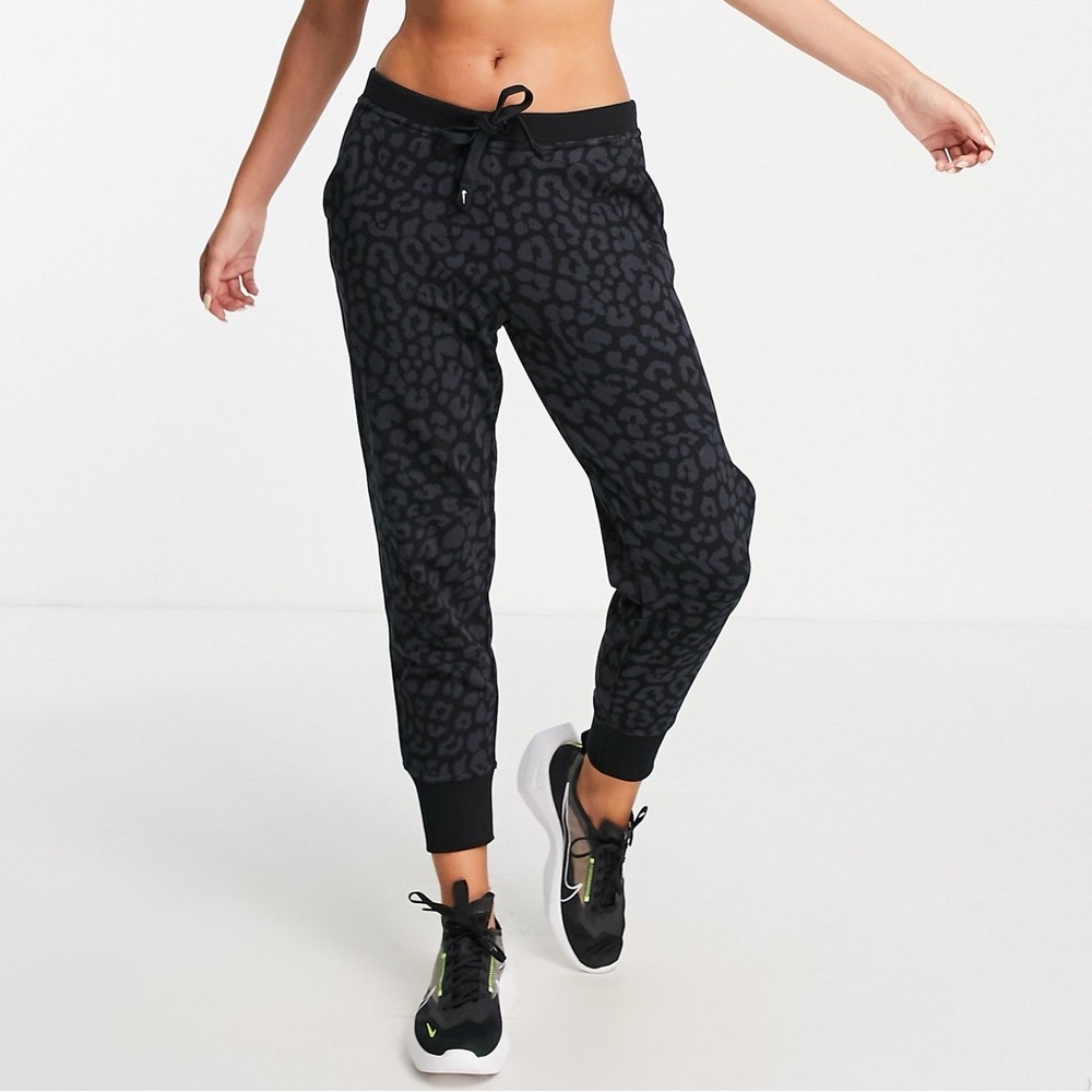 Nike Leopard joggers